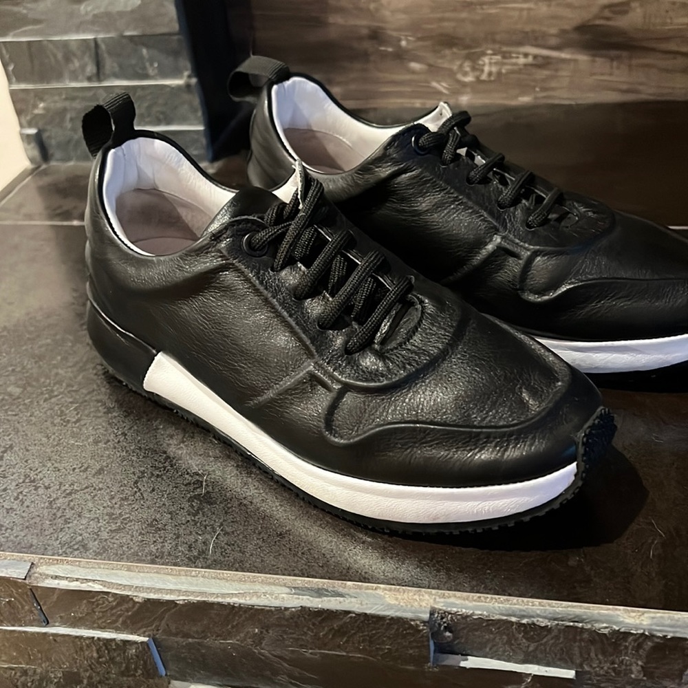 Black leather runners